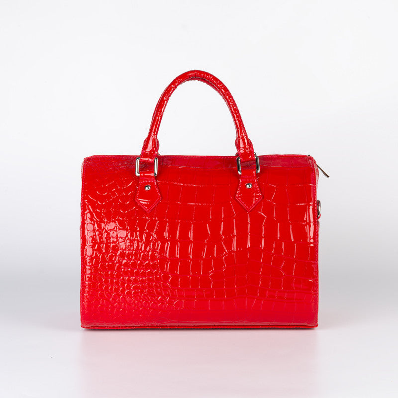 Jasmine Duffle - Red