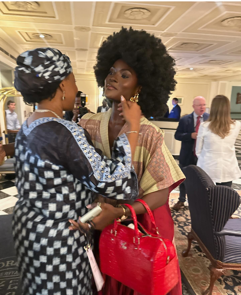 Jasmine Duffle - Red